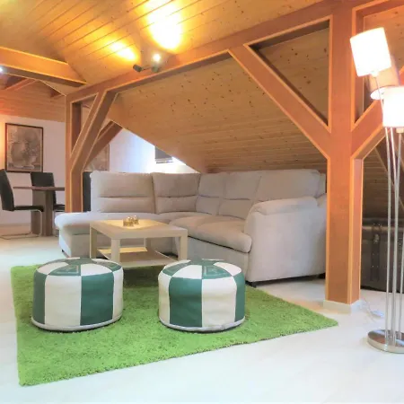 Penthouse Wolkenstein Grosszuegige Maisonette Auf 155 Qm Mit Whirlpool, Klima & Kamin Senftenberg Exterior photo